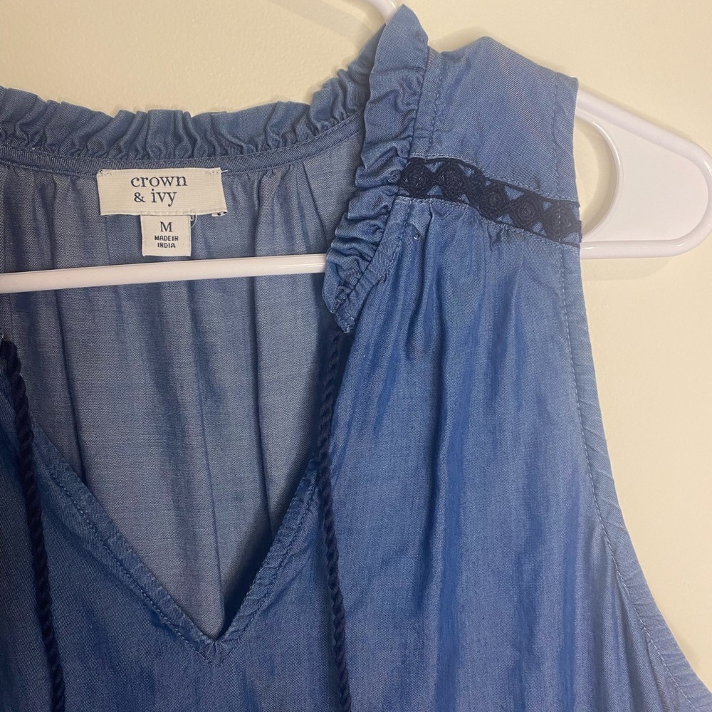 Crown & Ivy Dress size Medium - Picture 3 of 5